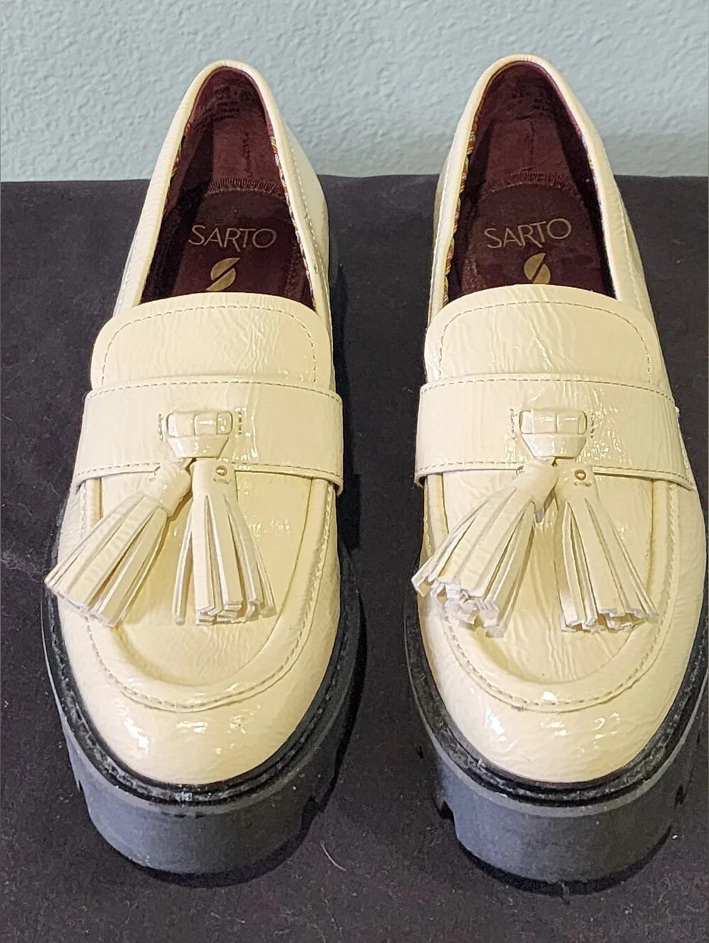 SARTO by Franco Sarto | Balinna Platform Tassel Loafers | Cream | U.S. Size 6.5